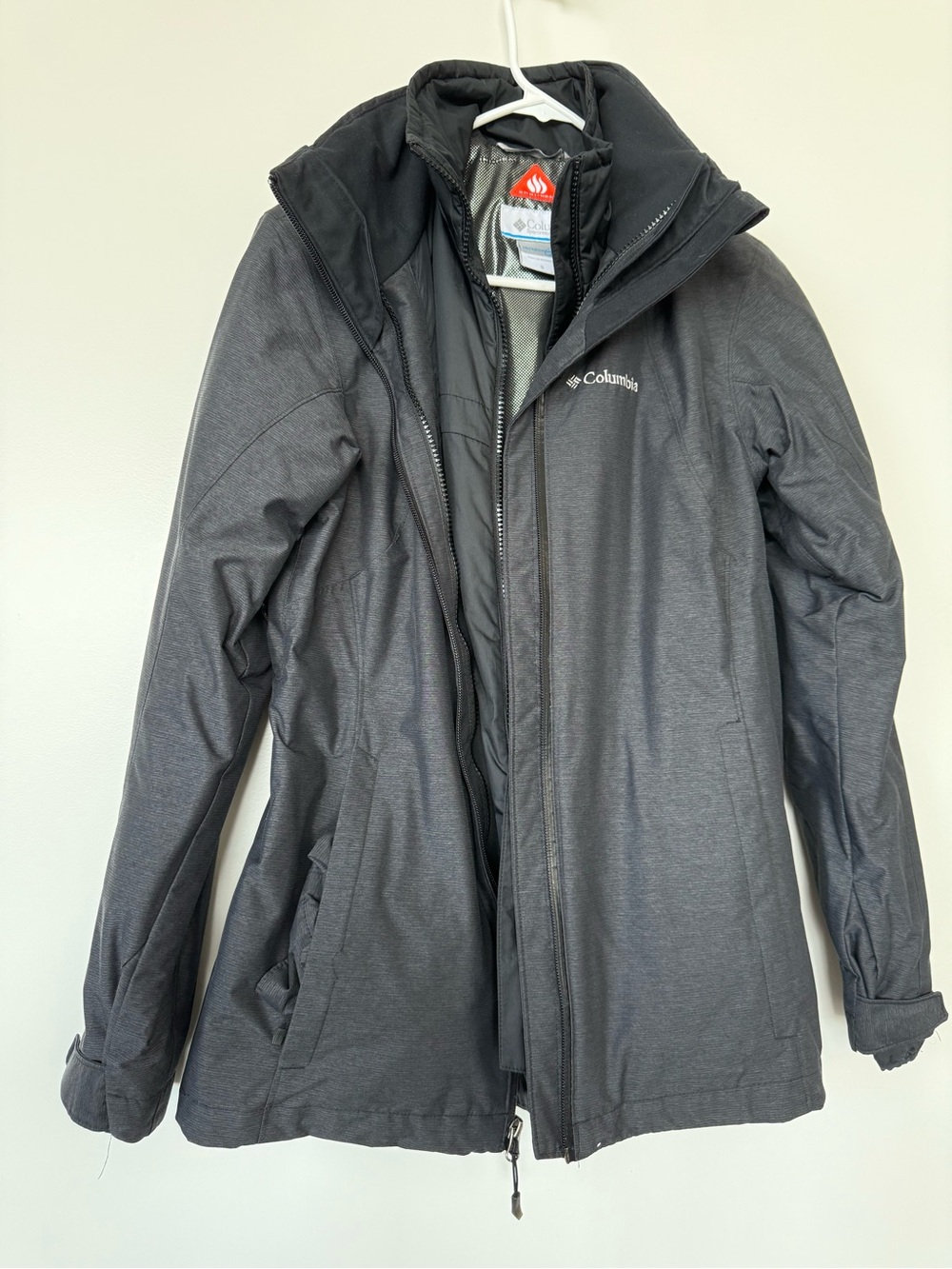 Columbia Women’s Black Raincoat with Hood (2 pieces)